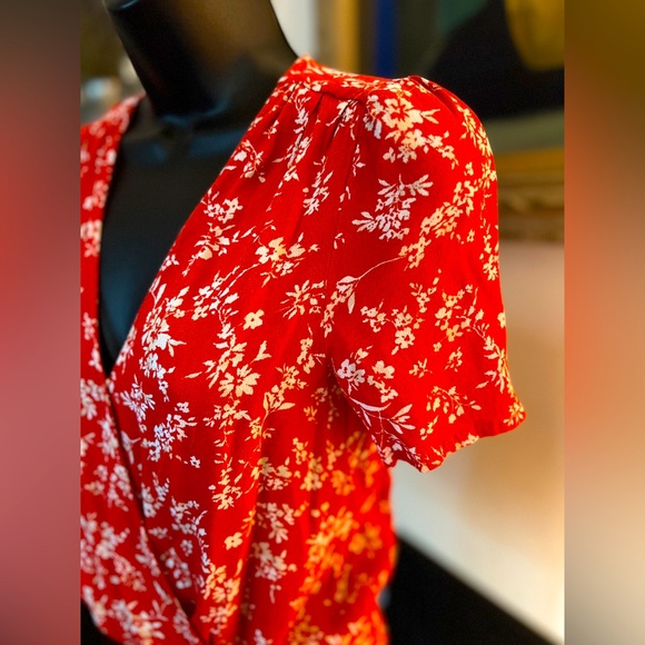 Code X Mode Blouse - Picture 2 of 4